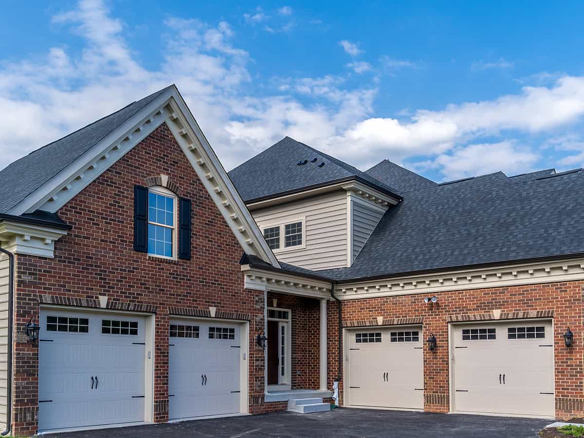 Brick Siding with Roofing for Troops